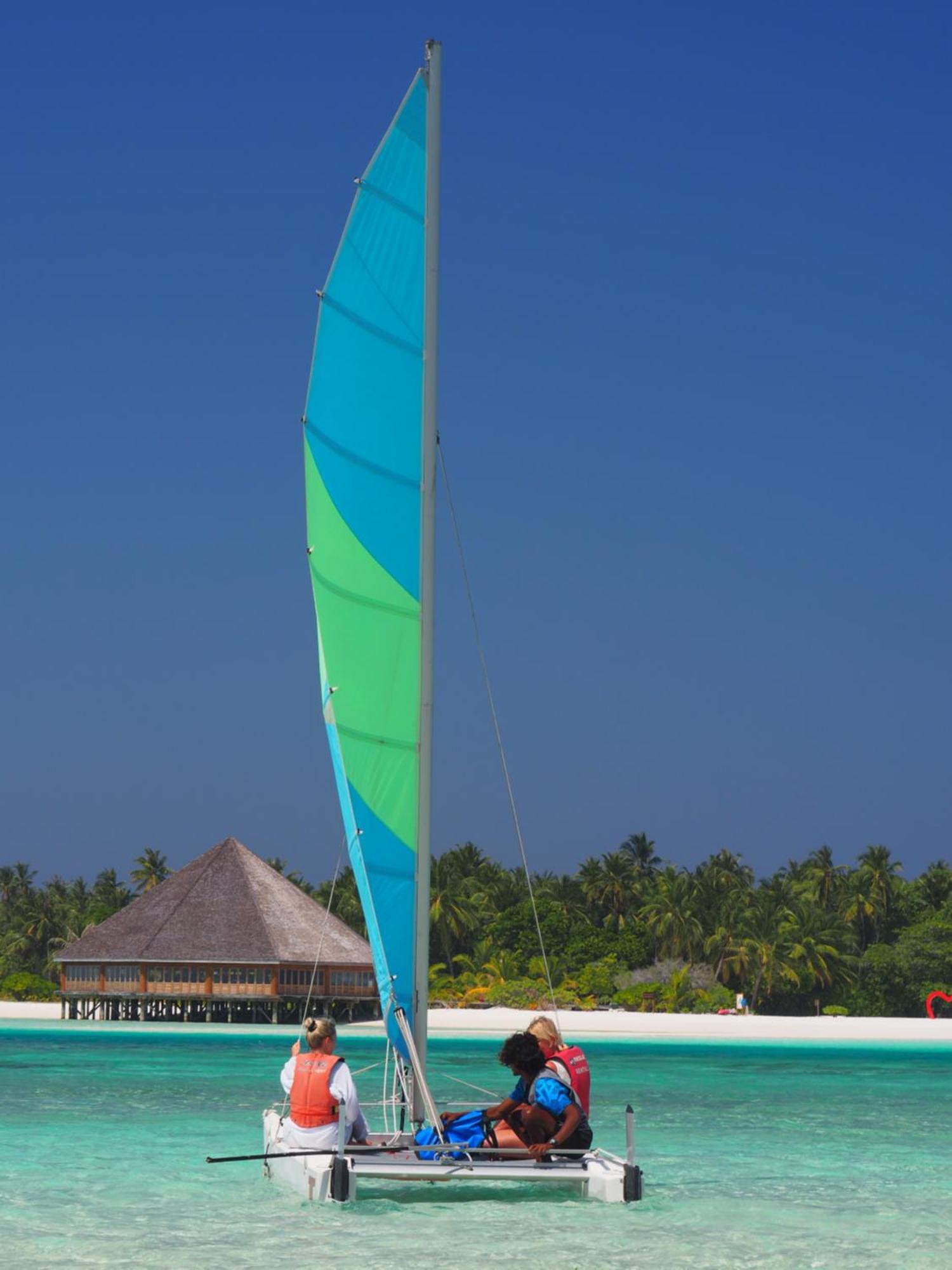 Club Kaafu Maldives Ξενοδοχείο Dhiffushi Εξωτερικό φωτογραφία